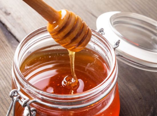 Долго хранить мед не рекомендуется