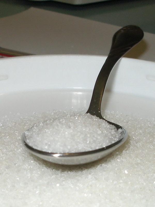 Вес сахара в 1 чайной ложке: как измерять правильно